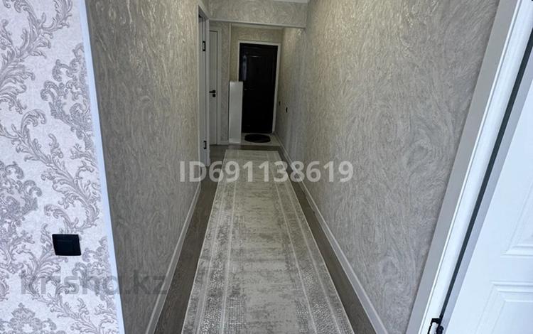 3-комнатная квартира, 62 м², 5/5 этаж, Алибекова за 23 млн 〒 в Каргалы (п. Фабричный) — фото 2