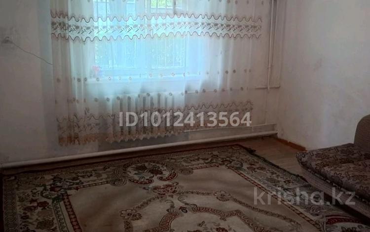 2-бөлмелі пәтер · 44.3 м² · 1/2 қабат, Логинова 44 — Даражол,Школа №4, бағасы: 6 млн ₸ в Кентау — фото 2