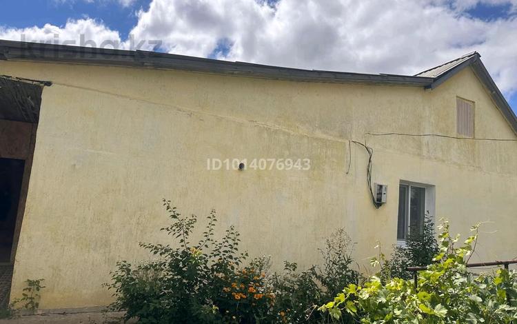 Отдельный дом · 4 комнаты · 100 м² · 11 сот., Жастар 11/2 — С трассы близко за 9.2 млн ₸ в Погодаево — фото 2