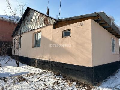 Отдельный дом · 3 комнаты · 48 м² · 8 сот., мкр Думан-1, Қызыл жар 40 — Арыс за 70 млн ₸ в Алматы, Медеуский р-н