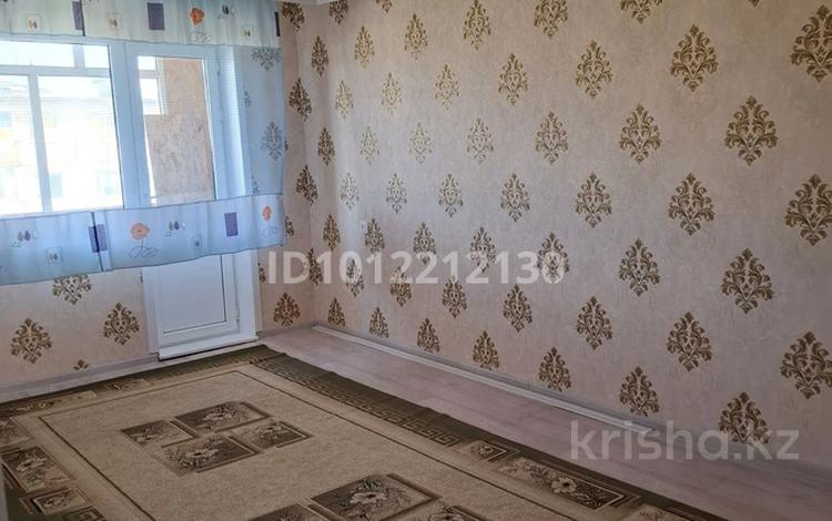 2-бөлмелі пәтер · 43 м² · 4/5 қабат, ул. Анаркулова 3, бағасы: 13 млн ₸ в Жезказгане — фото 2