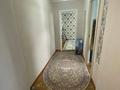 2-комнатная квартира, 45 м², 2/3 этаж, амангельды иманова 16б за 11.5 млн 〒 в Актобе, мкр Москва — фото 8