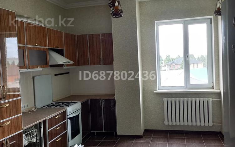 3-бөлмелі пәтер, 92 м², 3/6 қабат, мкр 12, Бокенбай Батыра 133Н, бағасы: 28 млн 〒 в Актобе, мкр 12 — фото 2