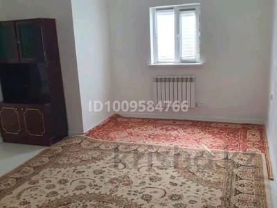 Отдельный дом · 1 комната · 30 м², мкр Атырау-2, Алтынемел 11 — Возле садика Галактика за 100 000 ₸ в мкр	Атырау-2