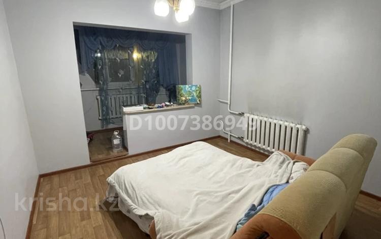 2-комнатная квартира · 60 м² · 3/9 этаж, мкр Аксай-2 — Толе би - Момышулы за 250 000 〒 в Алматы, Ауэзовский р-н — фото 2
