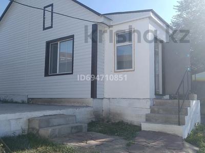 Отдельный дом · 4 комнаты · 150 м² · 10 сот., Казахстанская 15 за 90 000 ₸ в Бурабае