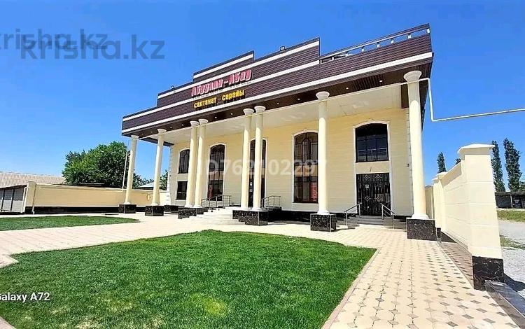 Свободное назначение, магазины и бутики, общепит, развлечения · 1450 м² за 500 млн ₸ в Шымкенте, Енбекшинский р-н — фото 2