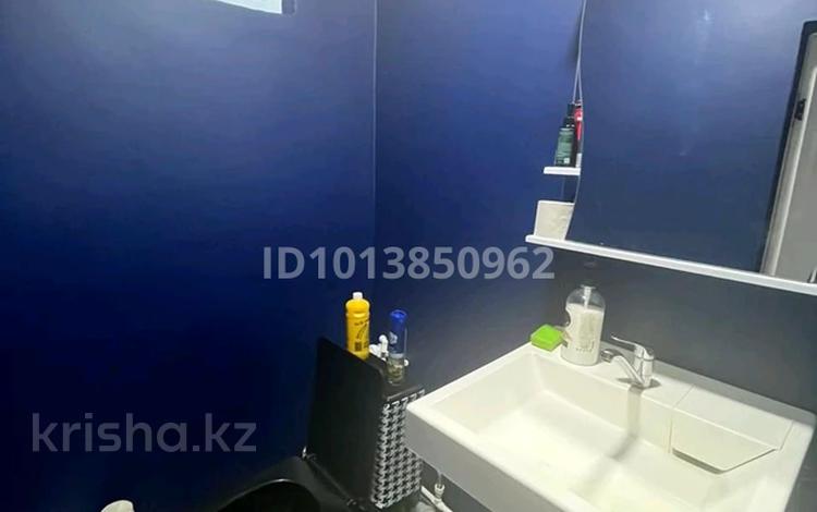 4-комнатная квартира · 80 м² · 2/2 этаж, Абая 38 за 20 млн ₸ в Жезказгане — фото 2