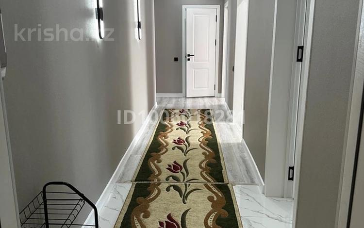 3-комнатная квартира · 86 м² · 11/14 этаж, 189 квартал уч. 25/1 за 250 000 ₸ в Шымкенте, Абайский р-н — фото 2