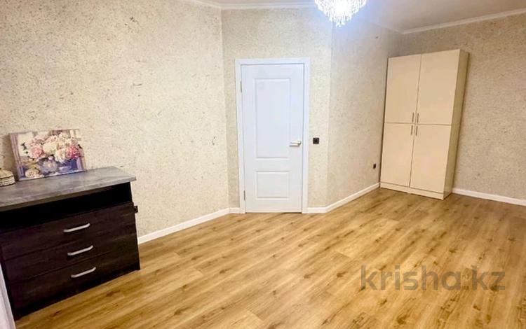 1-бөлмелі пәтер · 40 м² · 8/9 қабат, мкр Аксай-1А, Мкр. Аксай, бағасы: 27 млн ₸ в Алматы, Ауэзовский р-н — фото 4