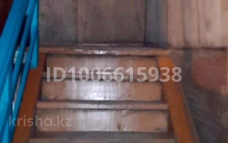 1-комнатная квартира · 32.4 м² · 2/2 этаж, 1 Набережный переулок 12 за 7.5 млн 〒 в Семее — фото 3