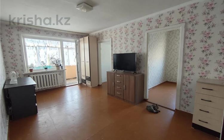 4-комнатная квартира · 61.9 м² · 5/5 этаж, мкр Юго-Восток, Муканова 28 за 21 млн ₸ в Караганде, Казыбек би р-н — фото 2