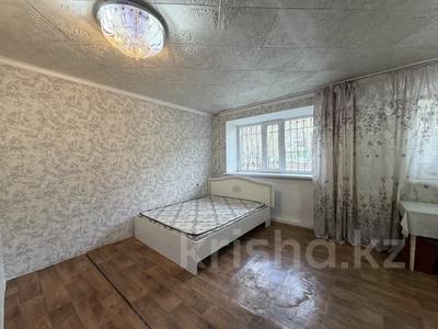 1-комнатная квартира · 30.6 м² · 1/5 этаж, Майкудук, 13й микрорайон за 6.5 млн ₸ в Караганде, Алихана Бокейханова р-н
