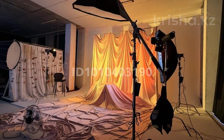 Бизнес — фотостудия в центре Астаны · 140 м² за 6 млн ₸ в Астане, Сарайшык р-н — фото 2