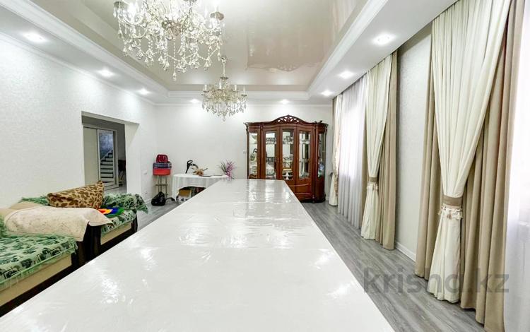 Жеке үй · 7 бөлме · 274.2 м² · 10 сот., Бериктас 57, бағасы: 89 млн 〒 в Талдыкоргане — фото 21