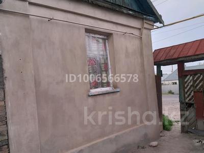 Отдельный дом · 4 комнаты · 150 м² · 8 сот., мкр Самал, М.Маметова 74 — На пересечении ул. Громова за 28 млн 〒 в Таразе