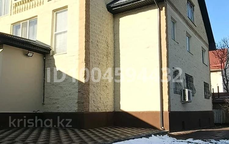 Отдельный дом · 9 комнат · 415 м² · 12 сот., мкр Дубок-2 14 — Атамекен 14 за 215 млн 〒 в Алматы, Ауэзовский р-н — фото 8