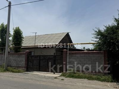 Отдельный дом · 3 комнаты · 100 м² · 8 сот., Туймебая — Жандосова 143 за 39 млн ₸ в 
