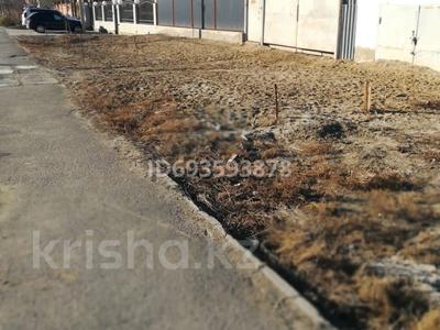 Участок · 9 соток, мкр Жумыскер 2 — ул. Сатана Шореева за 15 млн ₸ в Атырау