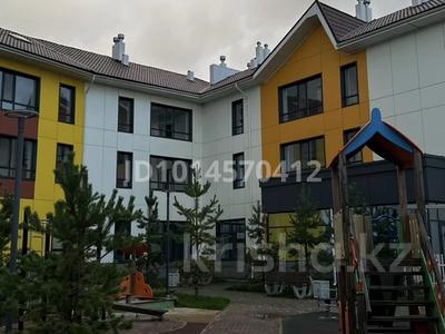 2-комнатная квартира · 44 м² · 1/3 этаж, Кенесары 45B за 39 млн ₸ в Бурабае