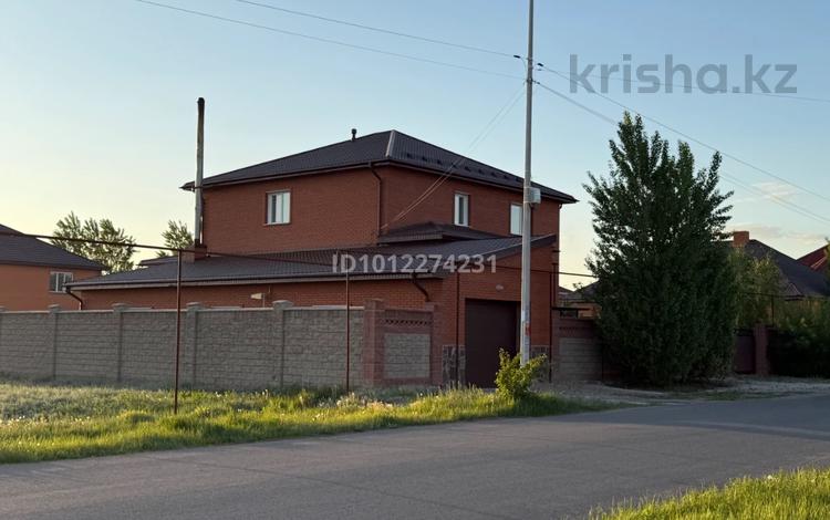 Отдельный дом · 5 комнат · 411 м² · 10 сот., мкр Уркер — Военный городок за 128 млн ₸ в Астане, Нура р-н — фото 2