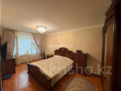 3-бөлмелі пәтер · 66 м² · 2/4 қабат, Айтеке би 198 — Нурмакова, бағасы: 450 000 〒 в Алматы, Алмалинский р-н