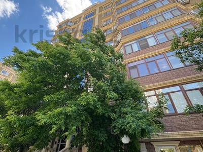 2-комнатная квартира · 77.4 м² · 6/8 этаж, Валиханова 13-21 за 37 млн ₸ в Атырау