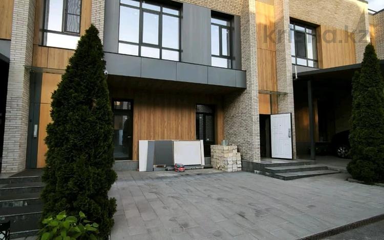 6-комнатная квартира · 190 м², мкр Нур Алатау, Әбілқайыр хан 111 за 180 млн ₸ в Алматы, Бостандыкский р-н — фото 2