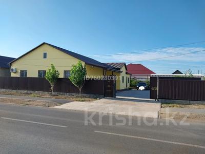 Жеке үй · 4 бөлме · 154 м² · 10 жүзд., Өркен ш/а., Өркен Малайсары би 29 — Сатан Шөреев, бағасы: 28.5 млн ₸ в Атырау, мкр Оркен