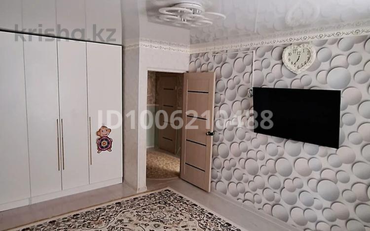 1-комнатная квартира · 40 м² · 7/9 этаж, мкр Нурсая, Таумуш Жумагалиева 14а — рядом с рынком Сарайшык за 11 млн ₸ в Атырау — фото 2