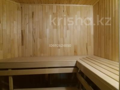 Дом · 1 комната · 60 м² · посуточно, мкр Орбита-2, Абиш Кекильбайулы 251А — Парка президента за 13 000 〒 в Алматы, Бостандыкский р-н