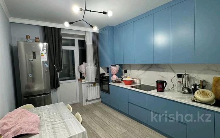 1-комнатная квартира · 42 м² · 12/13 этаж, Тауелсиздик 34/9 за 27.5 млн ₸ в Астане, Алматы р-н — фото 2
