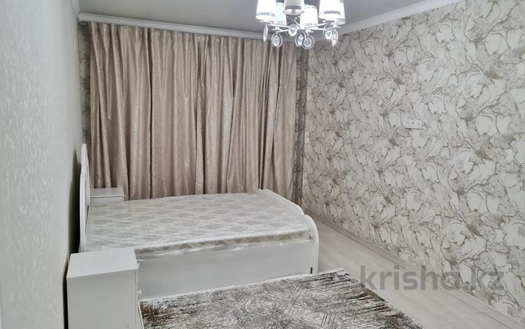2-бөлмелі пәтер · 74 м² · 12/12 қабат, Нұрсәт ш/а, Назарбекова 29/2 — Шаяхметов, бағасы: 260 000 ₸ в Шымкенте, Каратауский р-н — фото 4
