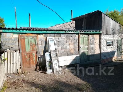 Отдельный дом · 3 комнаты · 60 м² · 10 сот., Арычная — Магазина Маяк за 4.5 млн ₸ в Семее