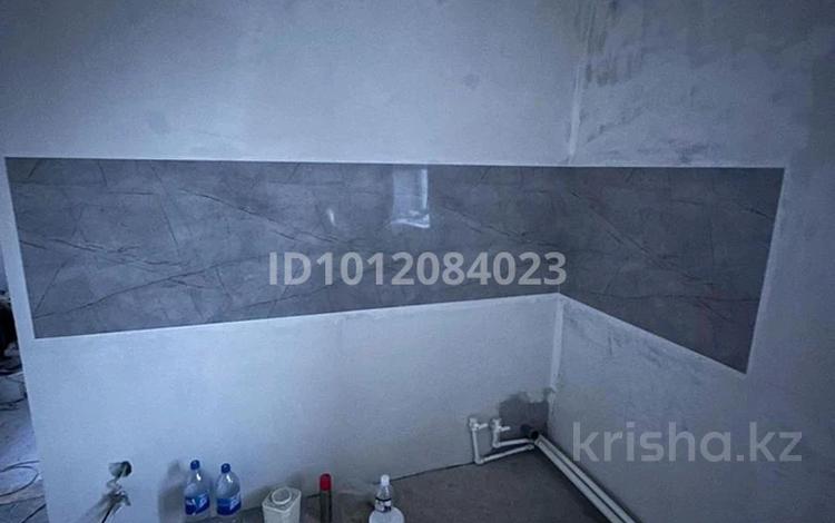Часть дома · 3 комнаты · 65 м² · 8 сот., Темиртауская ул.сетевой участок 6 6 за 8 млн ₸ — фото 2