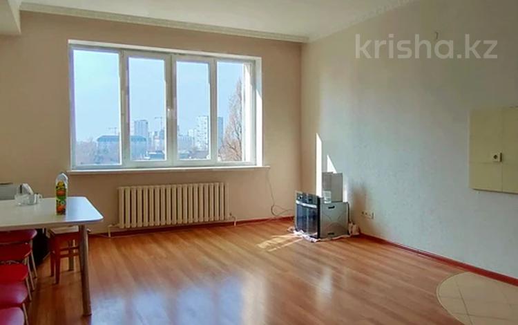 3-бөлмелі пәтер · 115 м² · 5/10 қабат, Ураза Исаева 15, бағасы: 95 млн ₸ в Алматы, Алмалинский р-н — фото 2