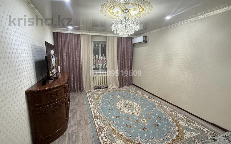 3-комнатная квартира · 63.7 м² · 4/5 этаж, Аманжолова за 19.5 млн ₸ в Уральске — фото 2