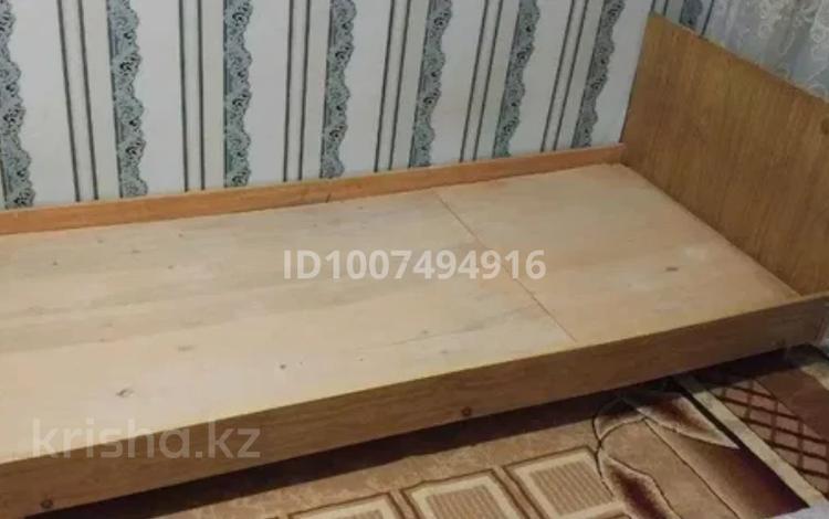 1 бөлме · 14 м², Серикбаев 1/2, бағасы: 140 000 ₸ в Усть-Каменогорске — фото 2