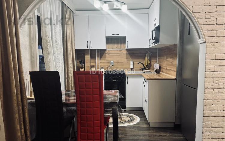 2-комнатная квартира · 44.6 м² · 4/5 этаж, 11мкр 25 за ~ 8.2 млн ₸ в Житикаре — фото 2
