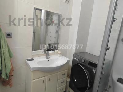 2-комнатная квартира · 75 м² · 9/9 этаж, Иманова 18/2 за 400 000 ₸ в Астане, р-н Байконур