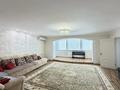 4-комнатная квартира · 150 м² · 6/7 этаж, мкр 5 97А за 550 000 ₸ в Актобе — фото 2