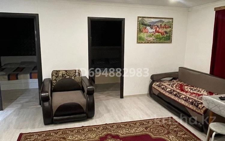 Дом · 3 комнаты · 65 м², мкр Новый Город 32 — Бухар-Жырау за 25 000 ₸ в Караганде, Казыбек би р-н — фото 2