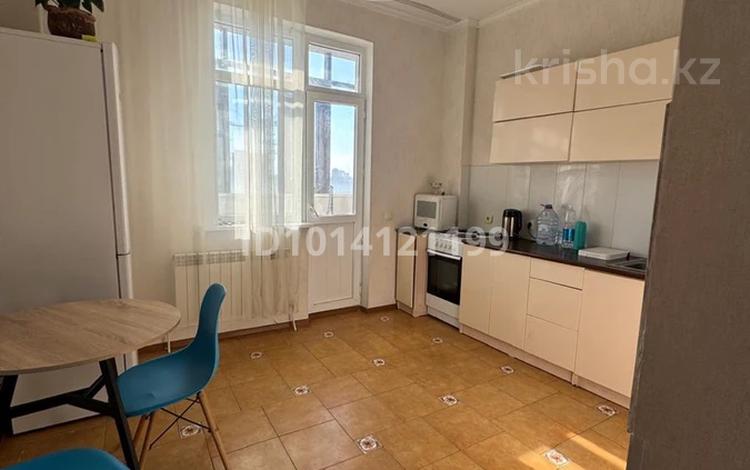 1-комнатная квартира · 48 м² · 10/13 этаж, Туркестан 8 за 28 млн ₸ в Астане, Есильский р-н — фото 2
