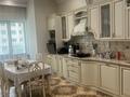 4-бөлмелі пәтер · 180 м² · 2/8 қабат, Кабанбай Батыра 13, бағасы: 1 млн ₸ в Астане, Нура р-н