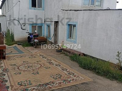 1 бөлме · 15 м² · 2 қабат, Переулок Ырыс 10, бағасы: 25 000 ₸ в Астане, р-н Байконур