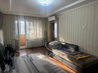 Продажа квартир в Алматы: 3-комнатная квартира · 65 м² · 2/5 этаж, мкр Аксай-2 72 за 44 млн 〒 3-комнатная квартира · 65 м² · 2/5 этаж, мкр Аксай-2 72 за 44 млн 〒 в Алматы, Ауэзовский р-н