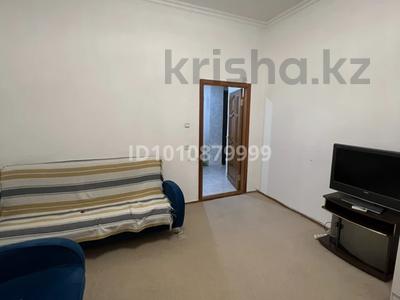 2-комнатная квартира · 55 м² · 3/3 этаж, Айтеке би 78 — Желтоксан за 320 000 〒 в Алматы, Алмалинский р-н