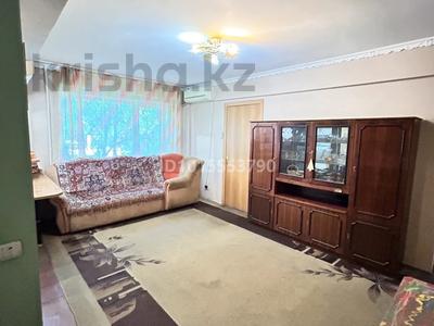 3-бөлмелі пәтер · 58 м² · 1/5 қабат, Добролюбова 35, бағасы: 19 млн ₸ в Усть-Каменогорске