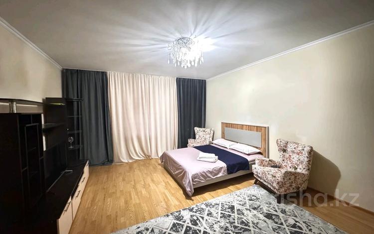 1-комнатная квартира · 50 м² · 7/12 этаж, Момышулы 6/3 — Тауелсиздик за 15 000 〒 в Астане, Алматы р-н — фото 2