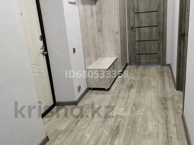 2-бөлмелі пәтер · 57 м² · 5/5 қабат, Орджоникидзе 38, бағасы: 220 000 ₸ в Усть-Каменогорске, Ульбинский